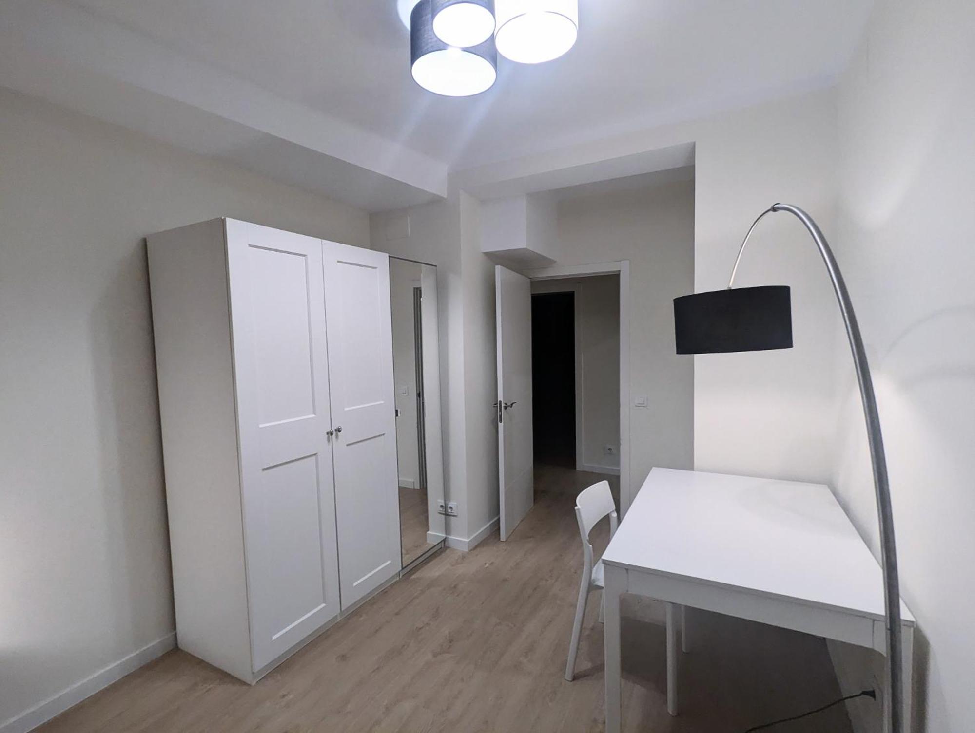 Gracia Parkside Flat - Only For Of Than 32 Nights Apartment
