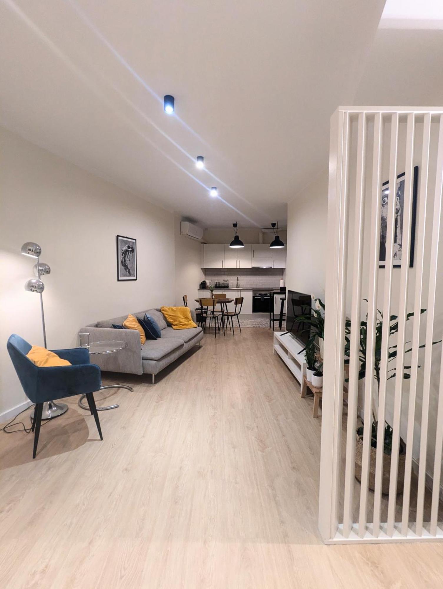 Apartment Gracia Parkside Flat - Only For Of Than 32 Nights